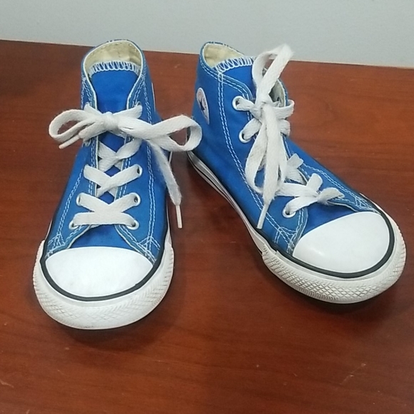 kids white converse size 10